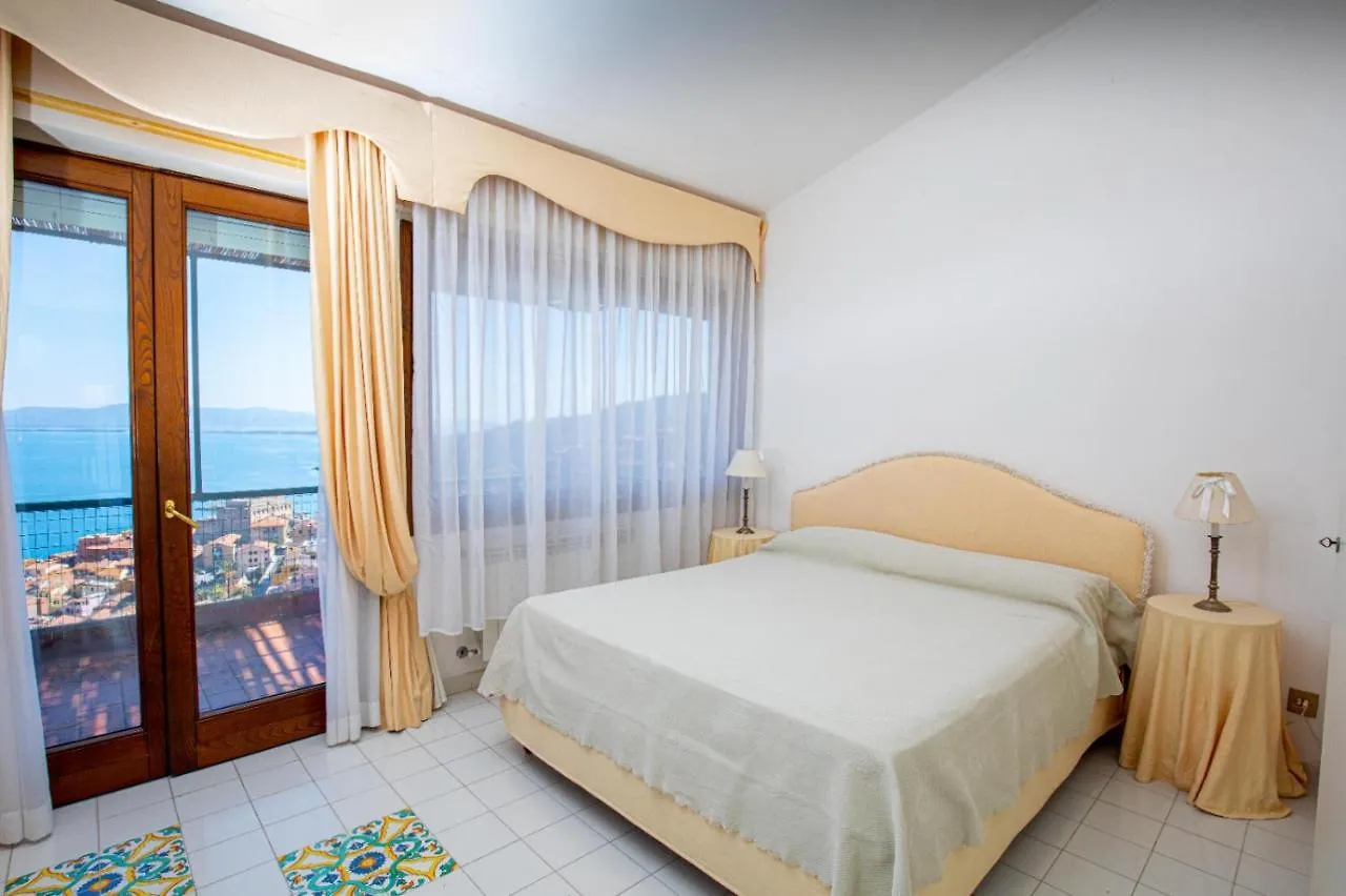 Villasole Porto Santo Stefano  0*, Porto Santo Stefano (Grosseto)